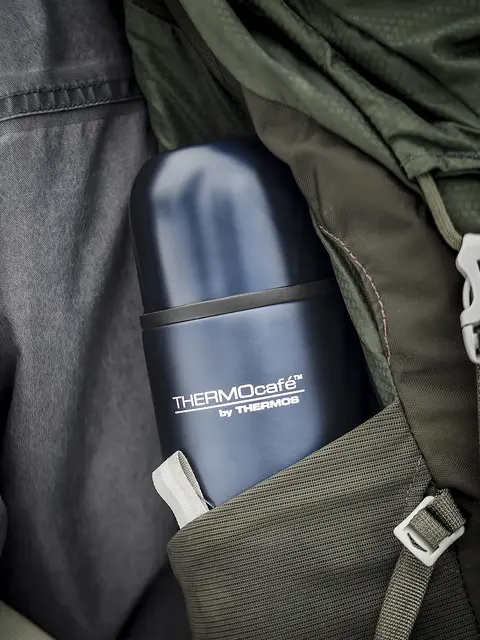 Thermos Everyday Termos Mørkeblå 0,70LRustfri Termos Med Autostopp Og Kopplokk 5 Thermos Everyday Termos Mørkeblå 0,70LRustfri Termos Med Autostopp Og Kopplokk - Bild 3