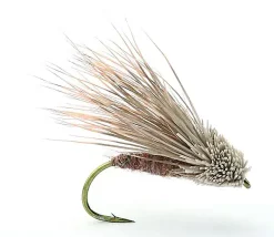 Umpqua Flies Streaking Caddis #12Kjøp 12 Fluer Få Gratis Flueboks