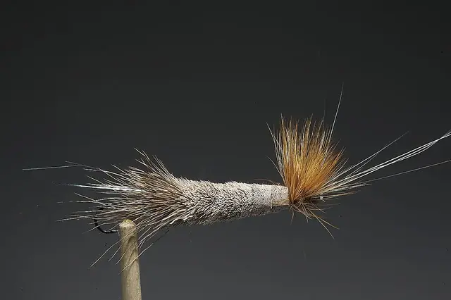 FishMadMan Monster Tube Caddis - BigKjøp 12 Fluer Få Gratis Flueboks 4 FishMadMan Monster Tube Caddis - BigKjøp 12 Fluer Få Gratis Flueboks - Bild 2