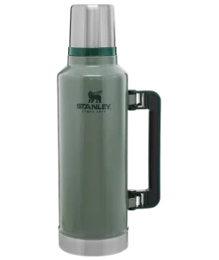 Stanley Classic Termos 1,9 LHammertone Green 11 Stanley Classic Termos 1,9 LHammertone Green -Flugor Butik stanley classic legendary bottle 1 9 hammertone green 01.640